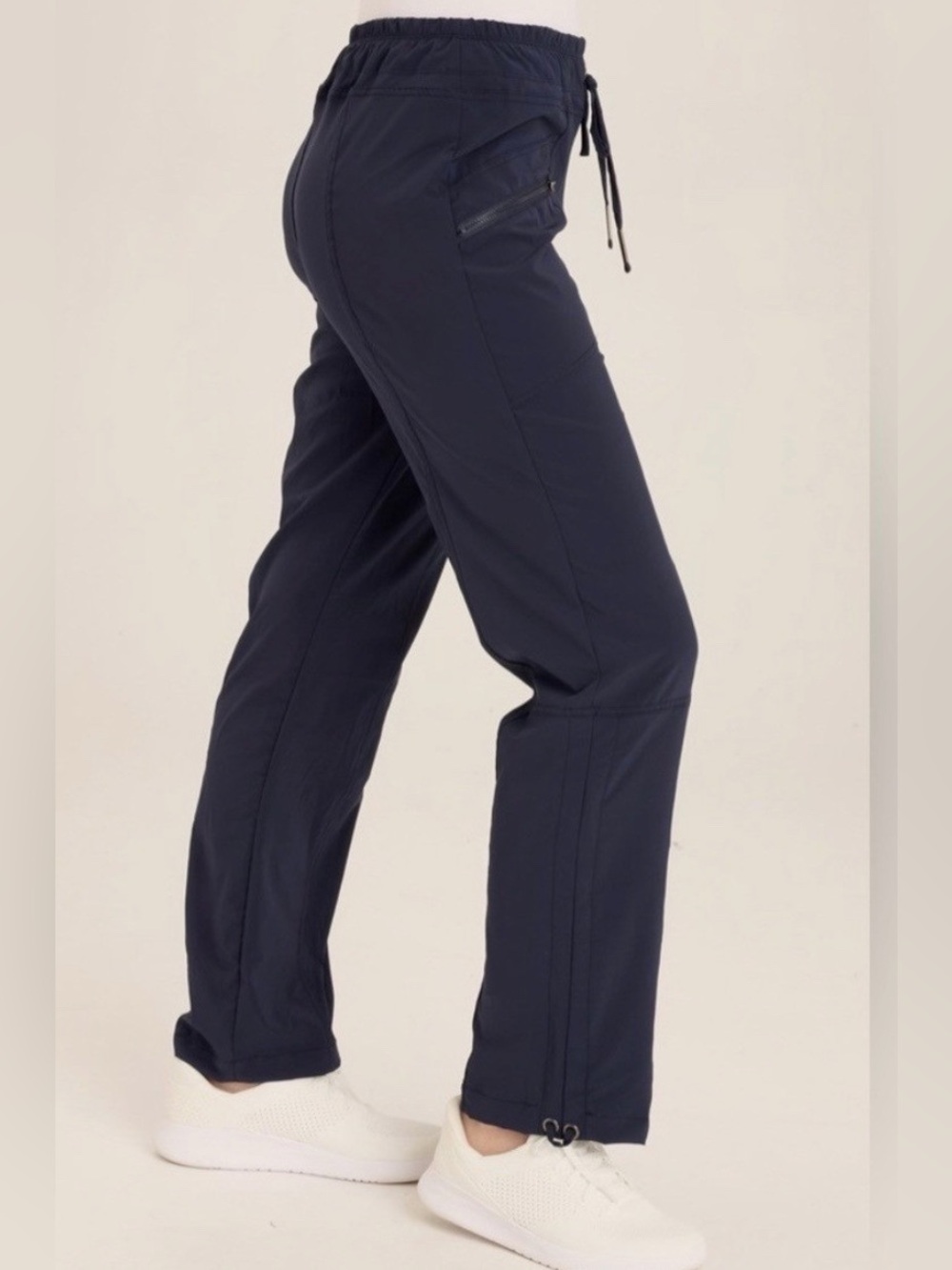 XCVI Wearables Runyon Whisper Stretch Pockets Ruched Active Pant Black M